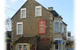 Lion And Fiddle